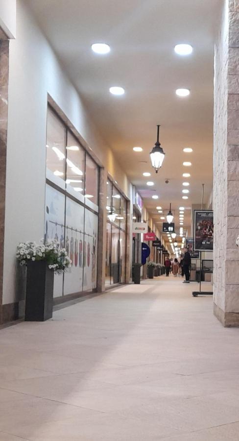 Value Living Apartment Ferizaj Luaran gambar
