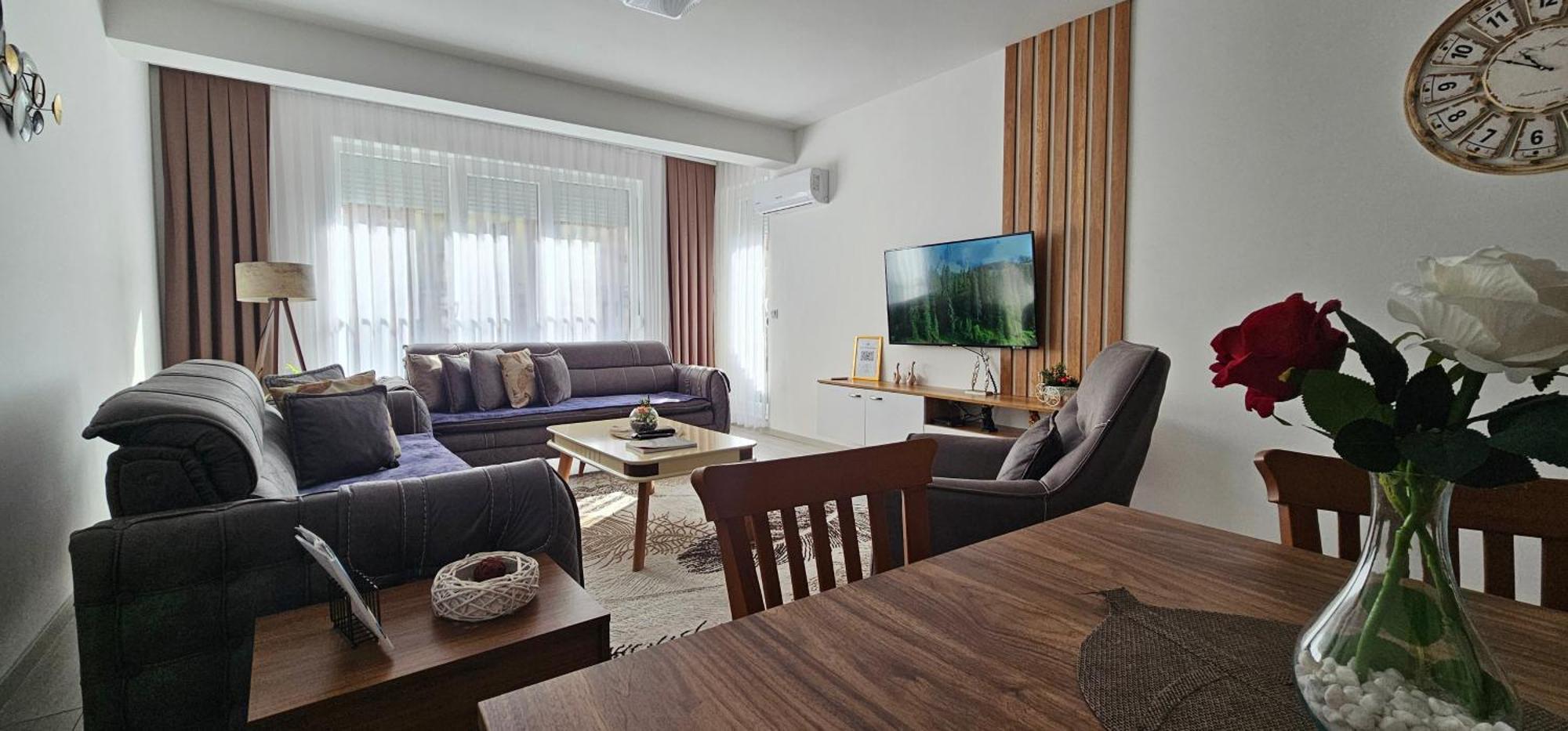 Value Living Apartment Ferizaj Luaran gambar