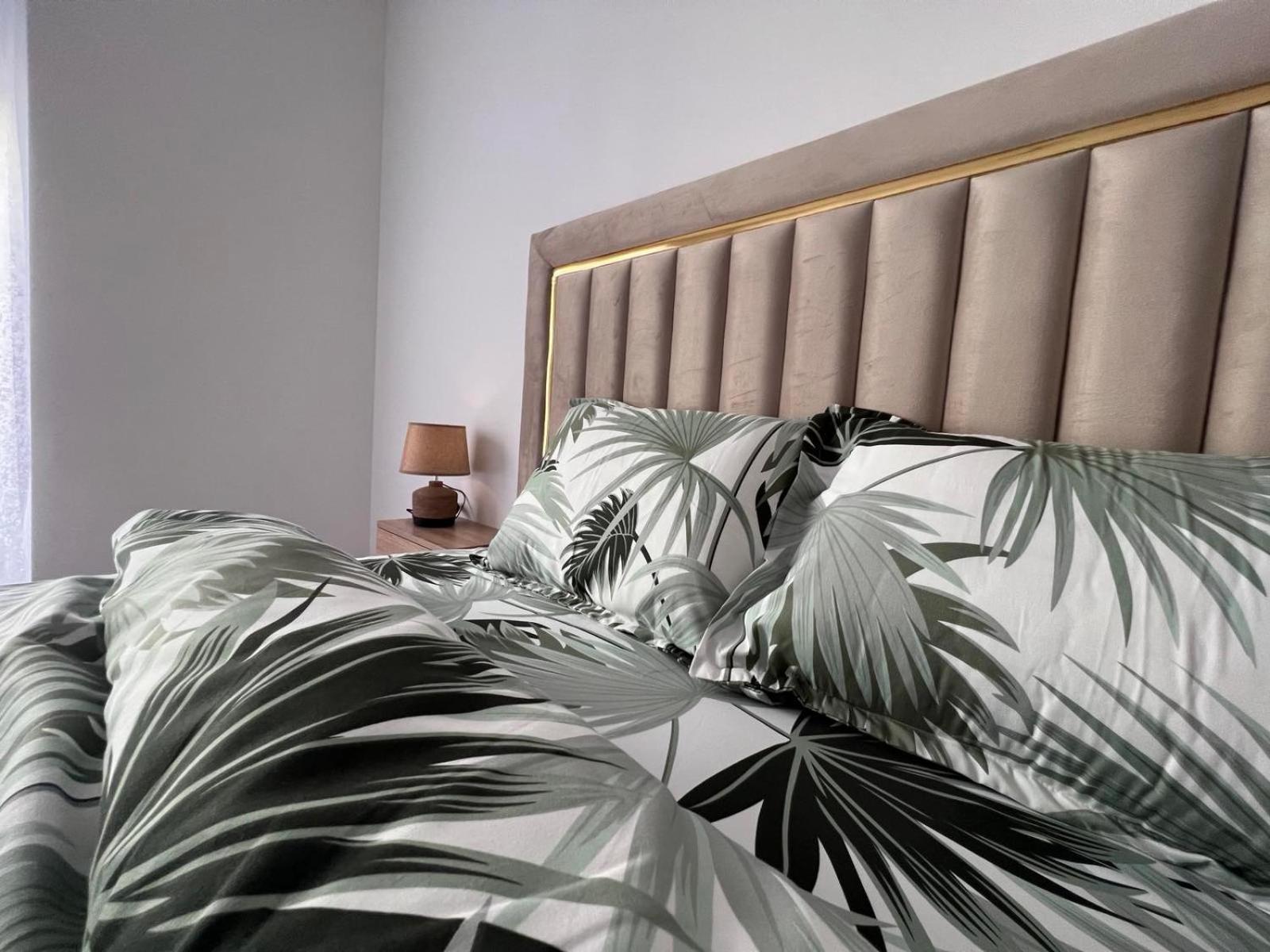 Value Living Apartment Ferizaj Luaran gambar