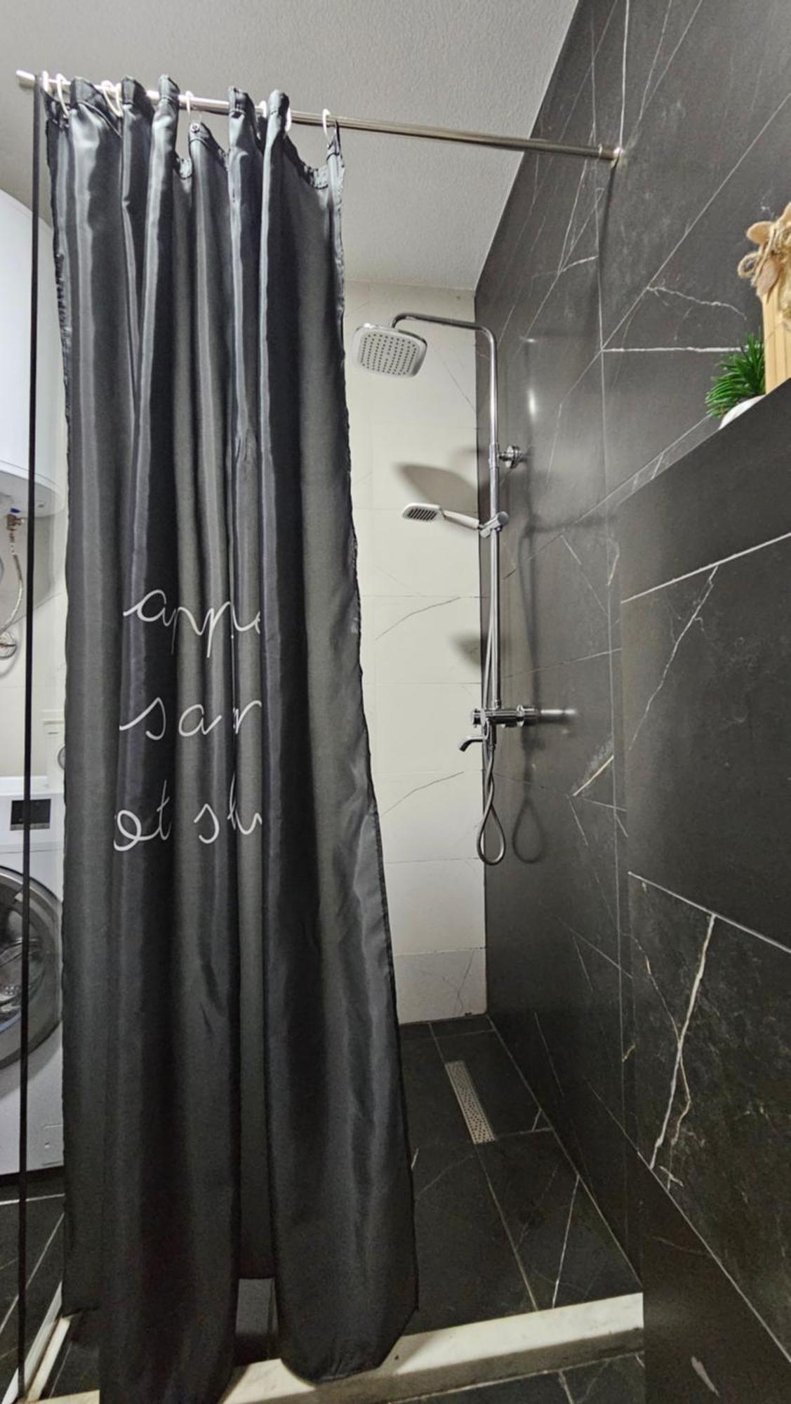 Value Living Apartment Ferizaj Luaran gambar