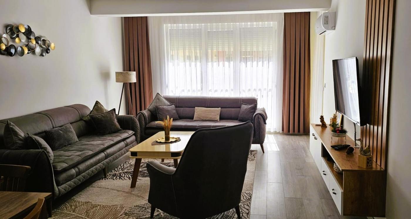 Value Living Apartment Ferizaj Luaran gambar